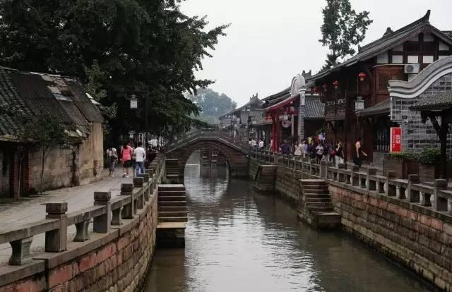 卫健为民丨迎新春 送温暖——岱岳区妇幼保健院(岱岳区第三人民医院)到“第一书记”派驻村走访慰问